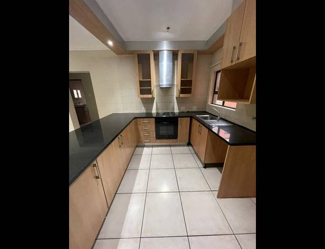 2 BEDROOM APARTMENT FOR SALE IN WILROPARK